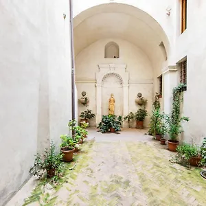 https://italy-charming-stay-campo-d-fiori-3.it-romehotels.com