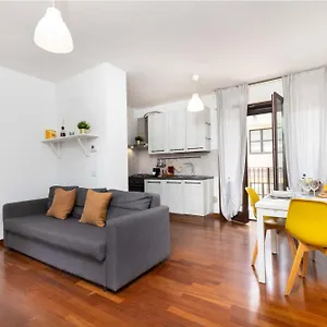  Appartamento Terrace Con Parcheggio Incluso Italia